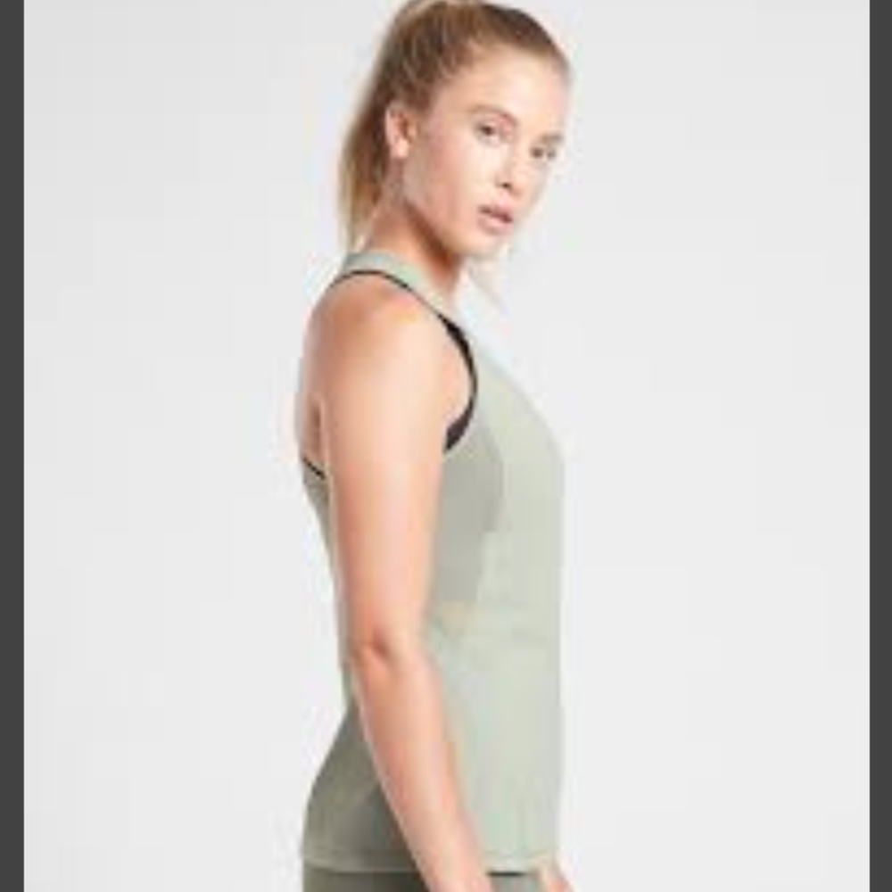 NWT Athleta Intensity tank